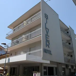  Hotel Silver