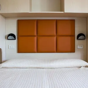 hotel-stresa-rimini.riccione-hotels.org/